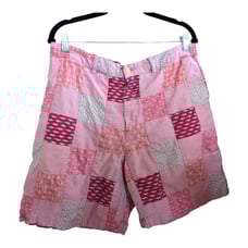 Vineyard Vines men's Breaker Patchwork Shorts size 33 GUC