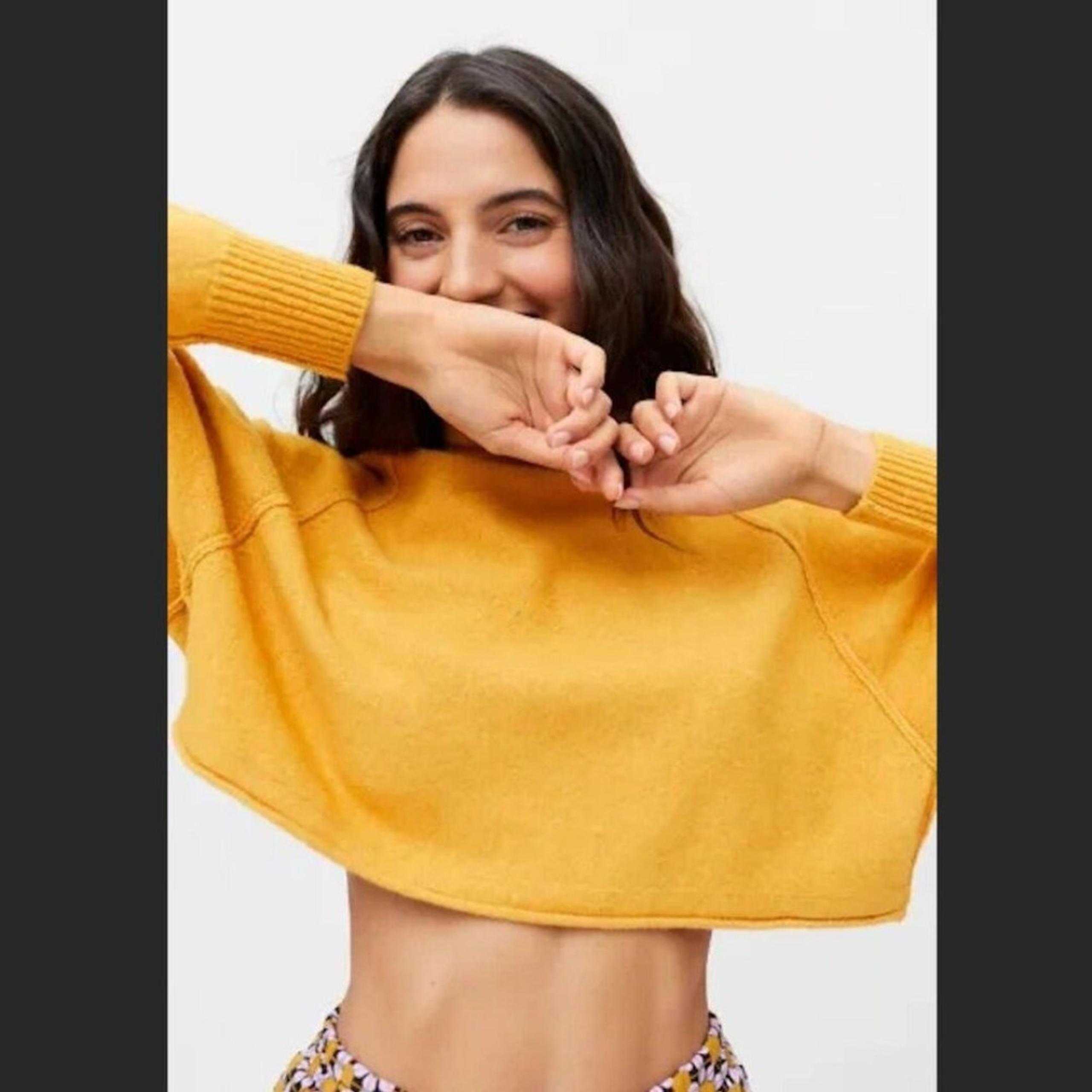 Urban Outfitters UO Master Yellow Cowl Neck Sweater sz L Cropped Boho