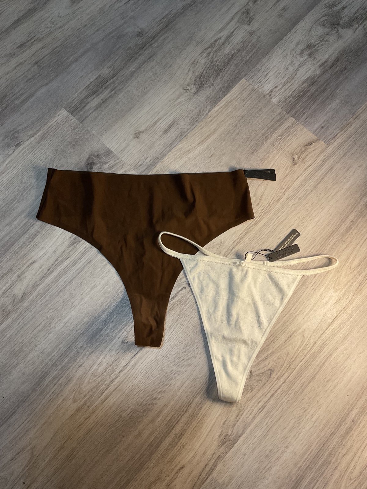 NWT: SKIMS - PANTY BUNDLE
