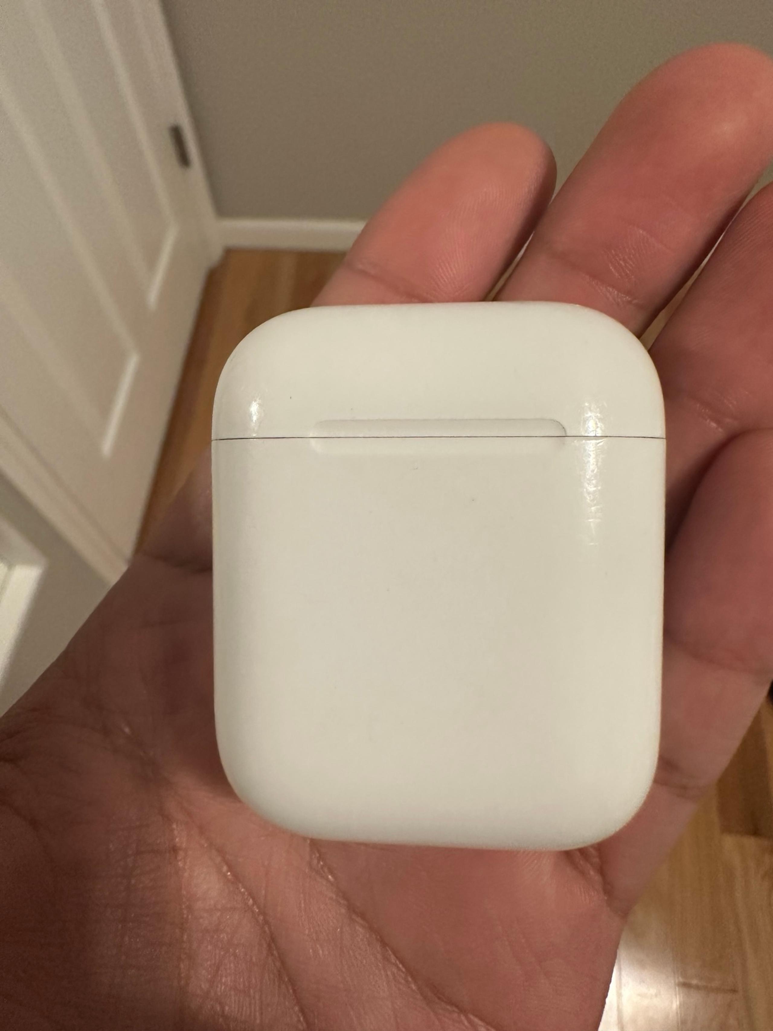 Apple AirPods 2nd Generation