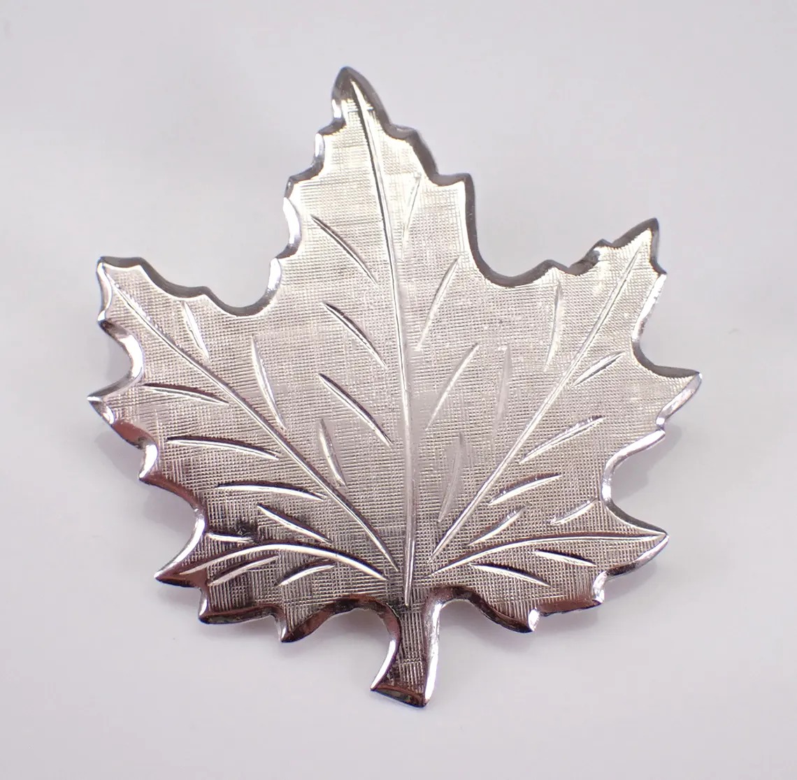 Vintage Sterling Silver Maple Leaf Pin Brooch - Unique Estate Canadian Symbol