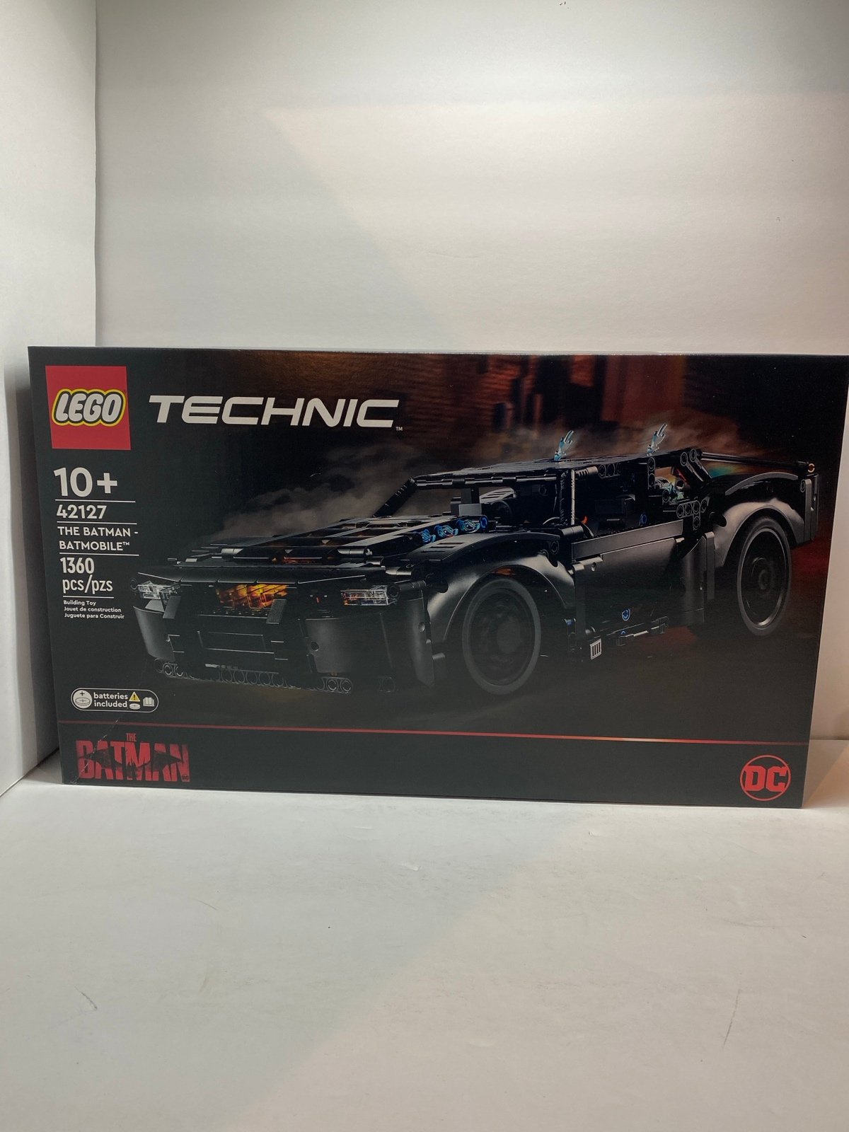 LEGO Technic THE BATMAN - BATMOBILE 42127