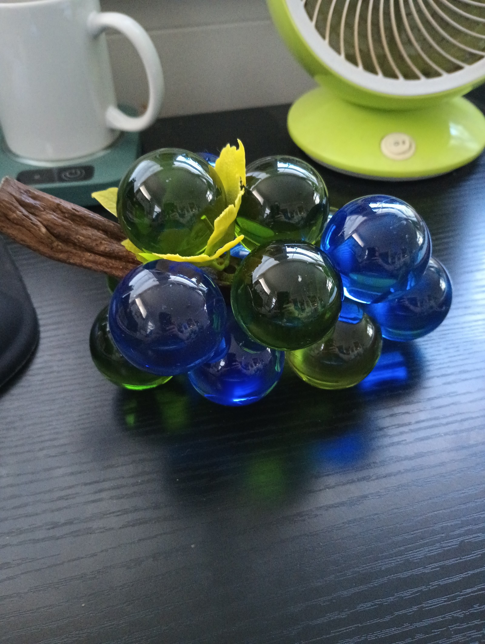 Large set vintage lucite grapes with stem