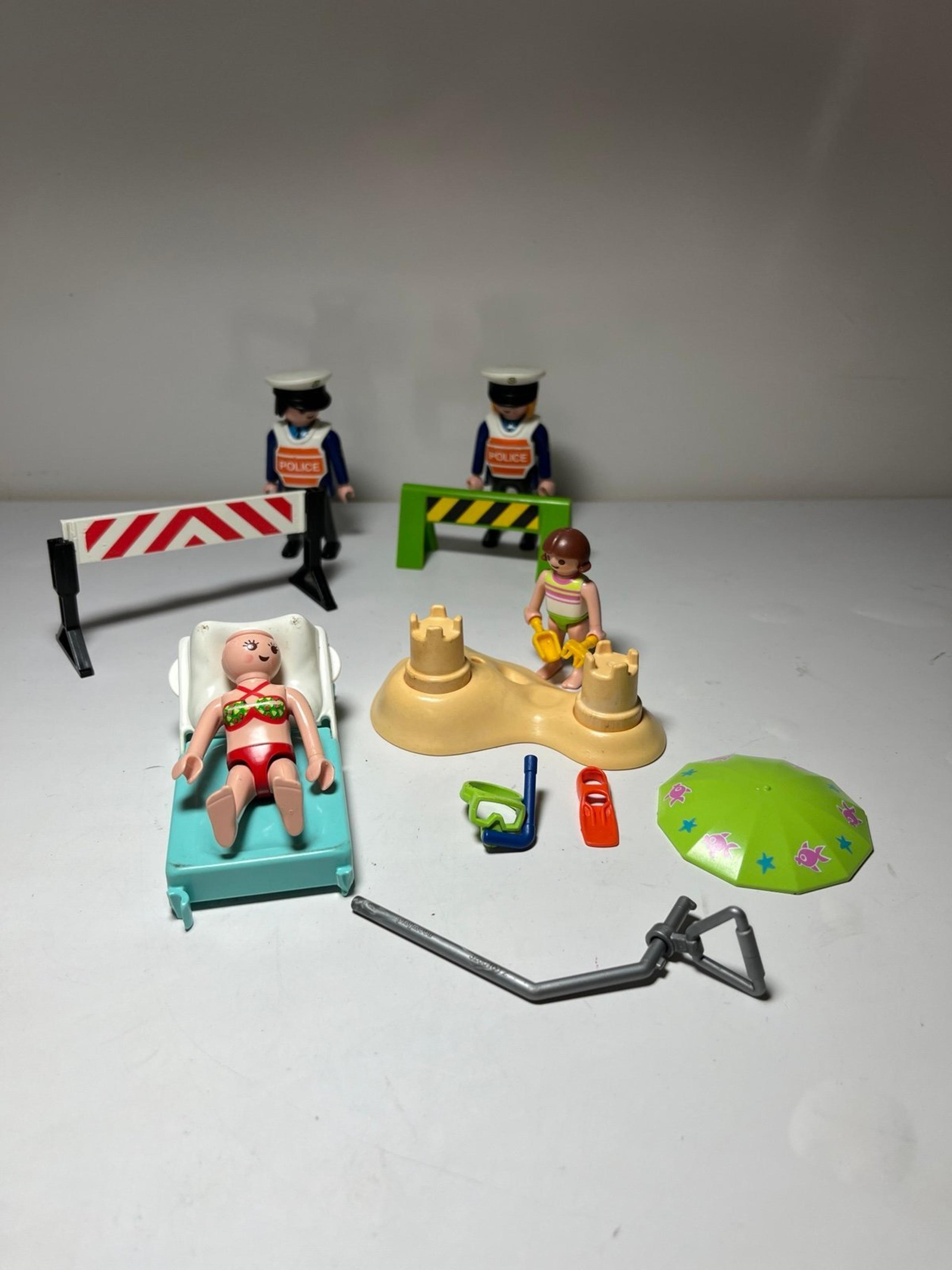 playmobil playset action figures Beachtime and sandcastles ,Police officers