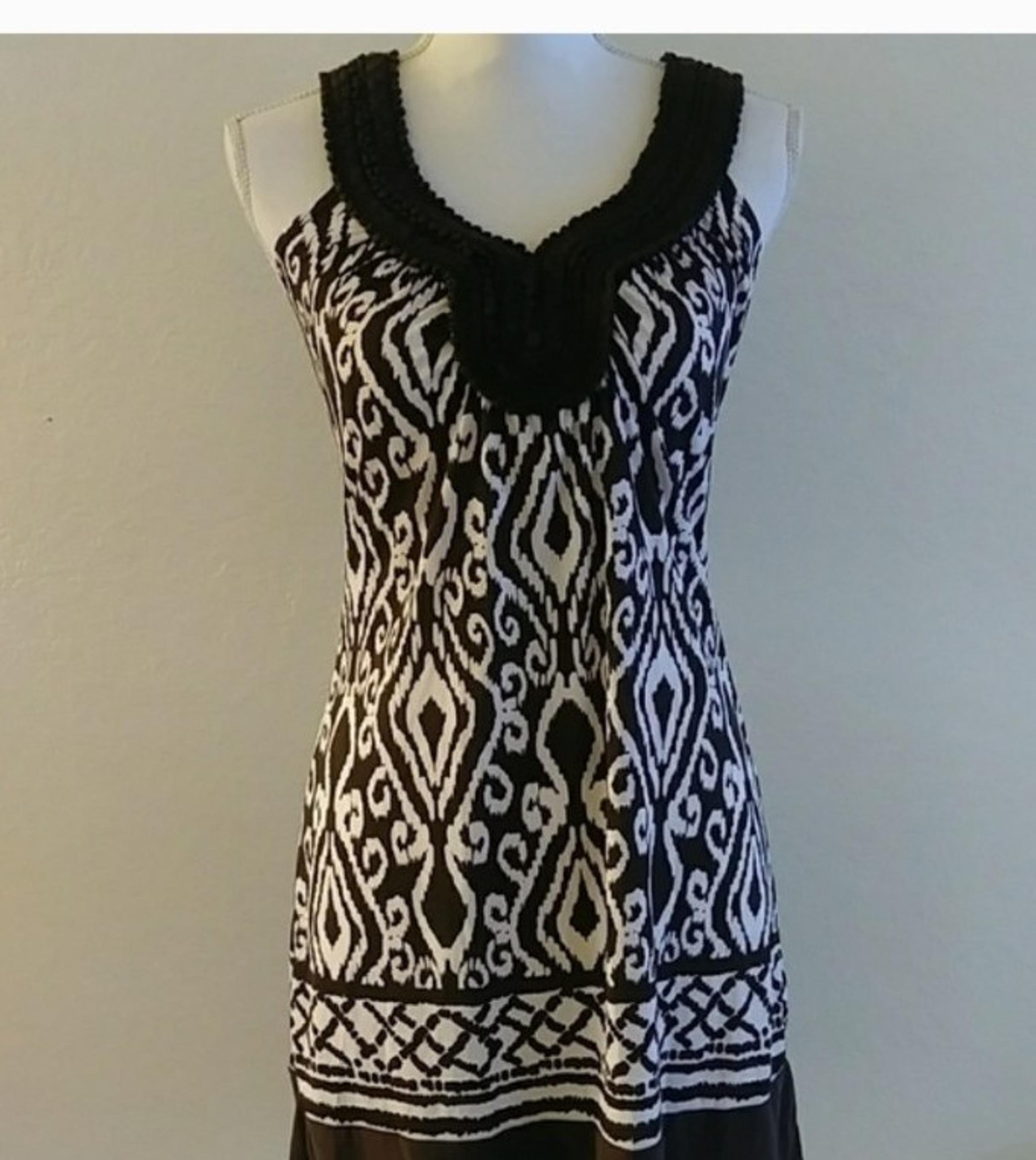 Women Brown Sundress Crocheted neckline size medium - Wrapper