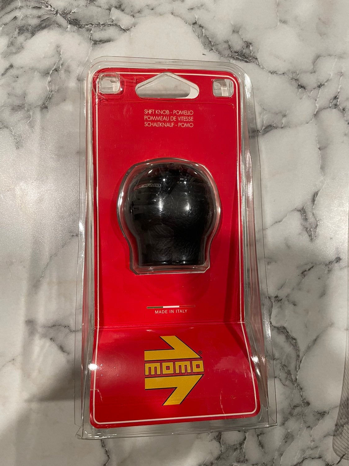 Momo shift knob Nero
