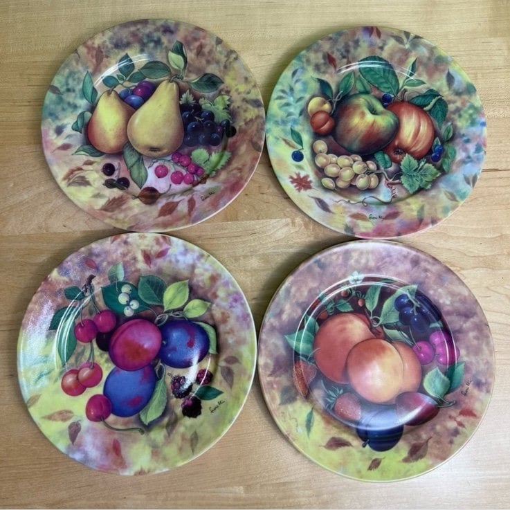 Set of 4 EMAIL DE LIMOGES Dessert Plates Fruit Still Life Pattern 7 3/8 Italy