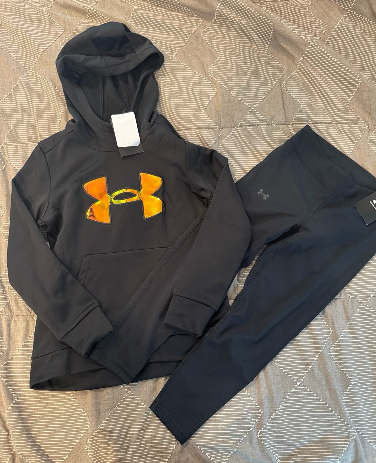 NWT Girls small UA Hoodie Leggings Set