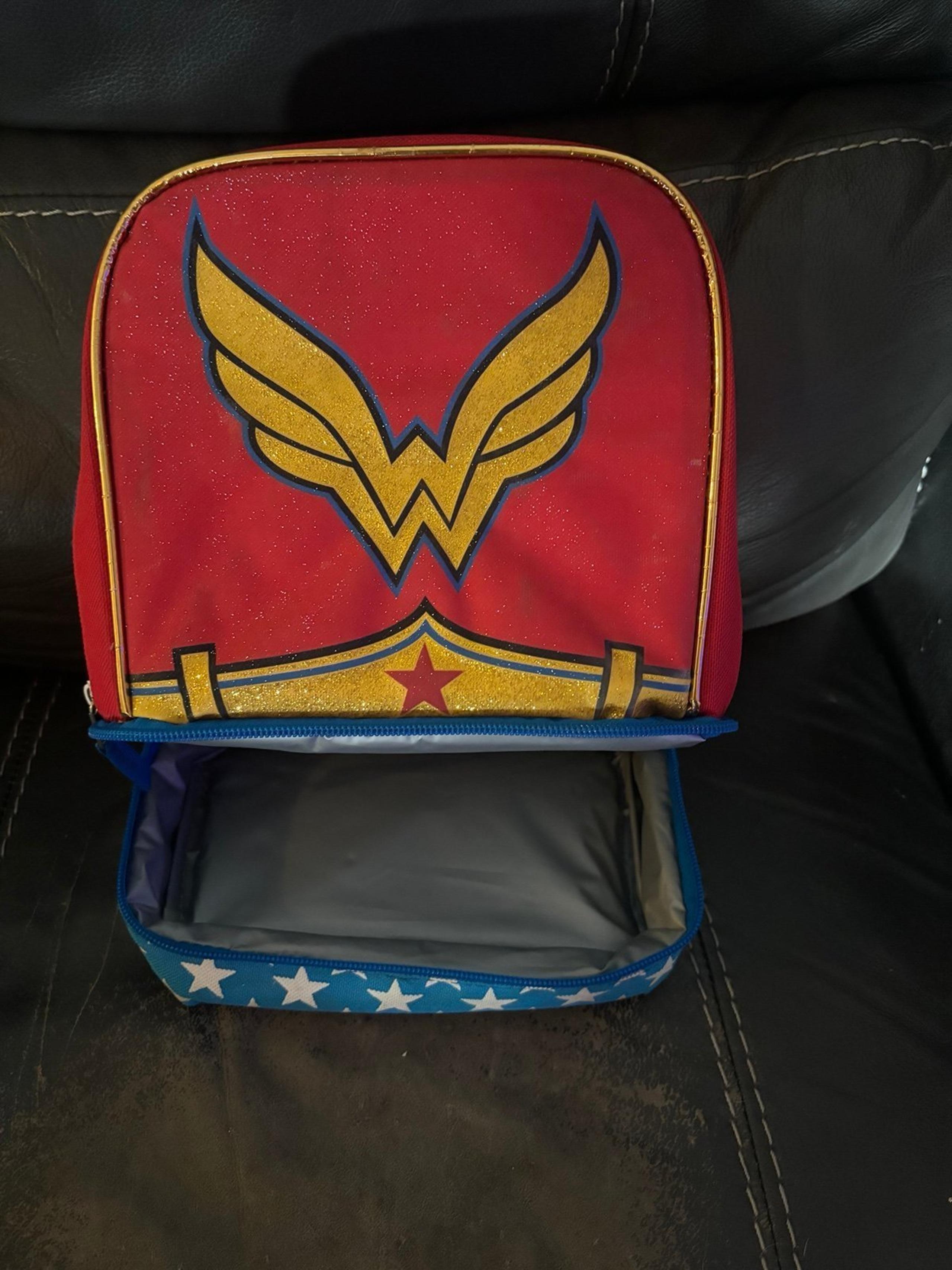 DC Comics Wonder Woman Lunch Box Insulated with Handle Superhero