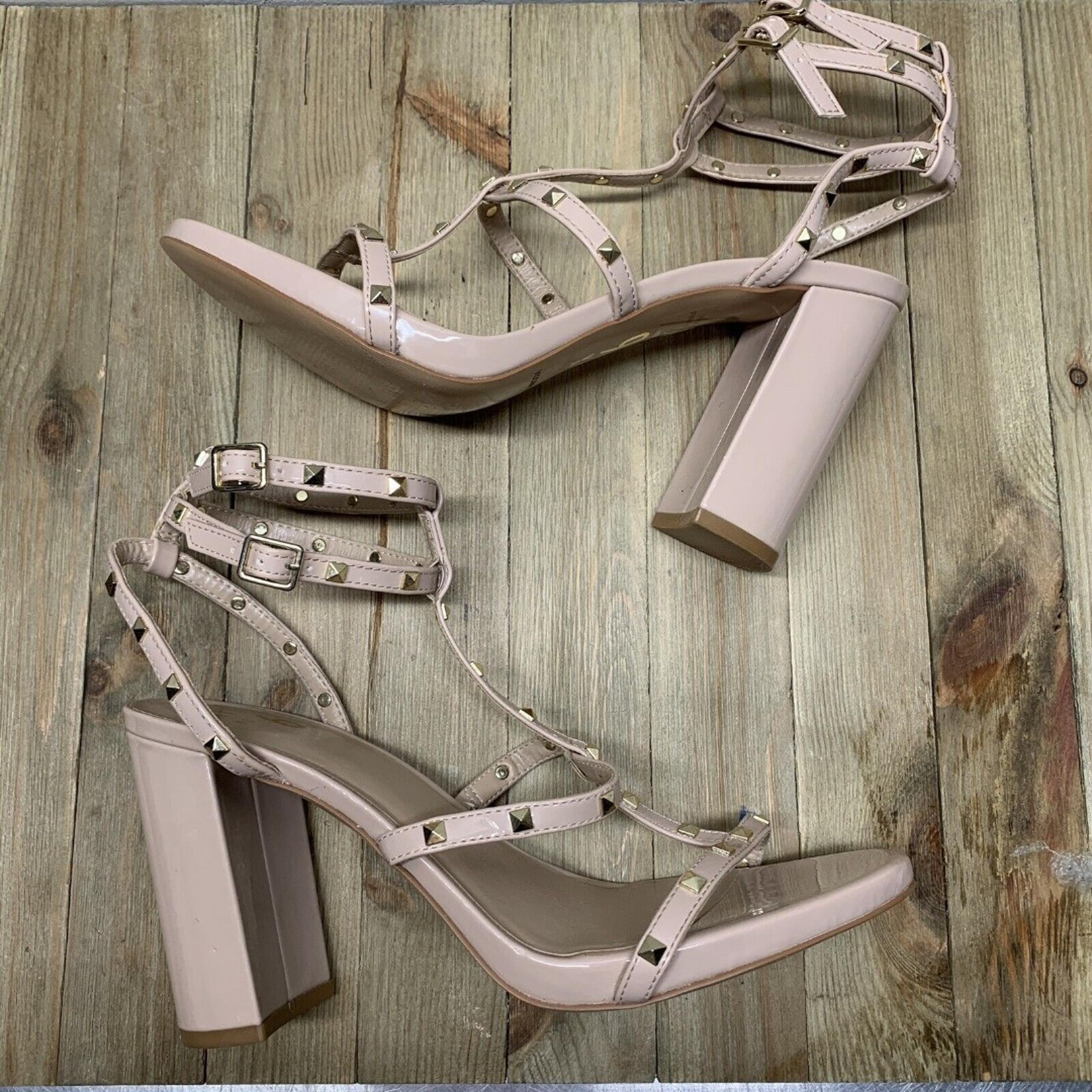 DSW MIX NO. 6® Kamari Studded Tan Gold Chunky Heel Cage Sandal in Size 10 US