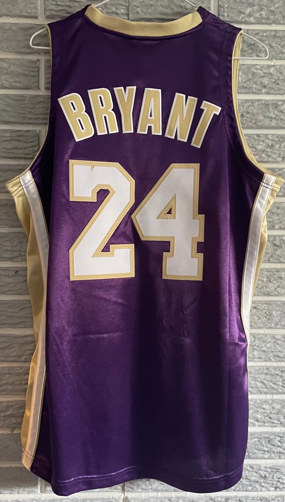 Kobe Bryant Los Angeles Lakers Hall of Fame Authentic Mitchell & Ness Jersey #24