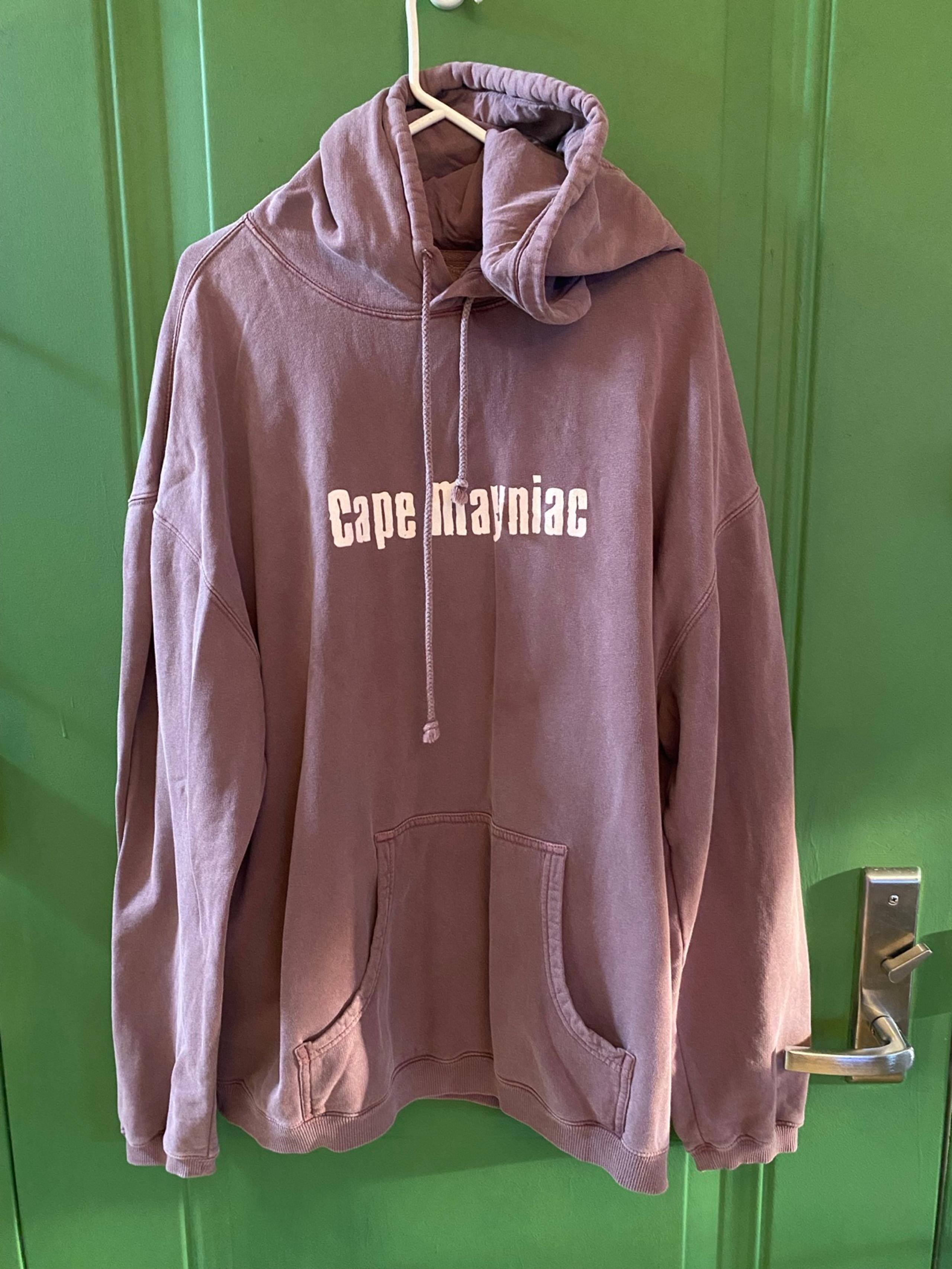 Cape Mayniac hoodie size XL