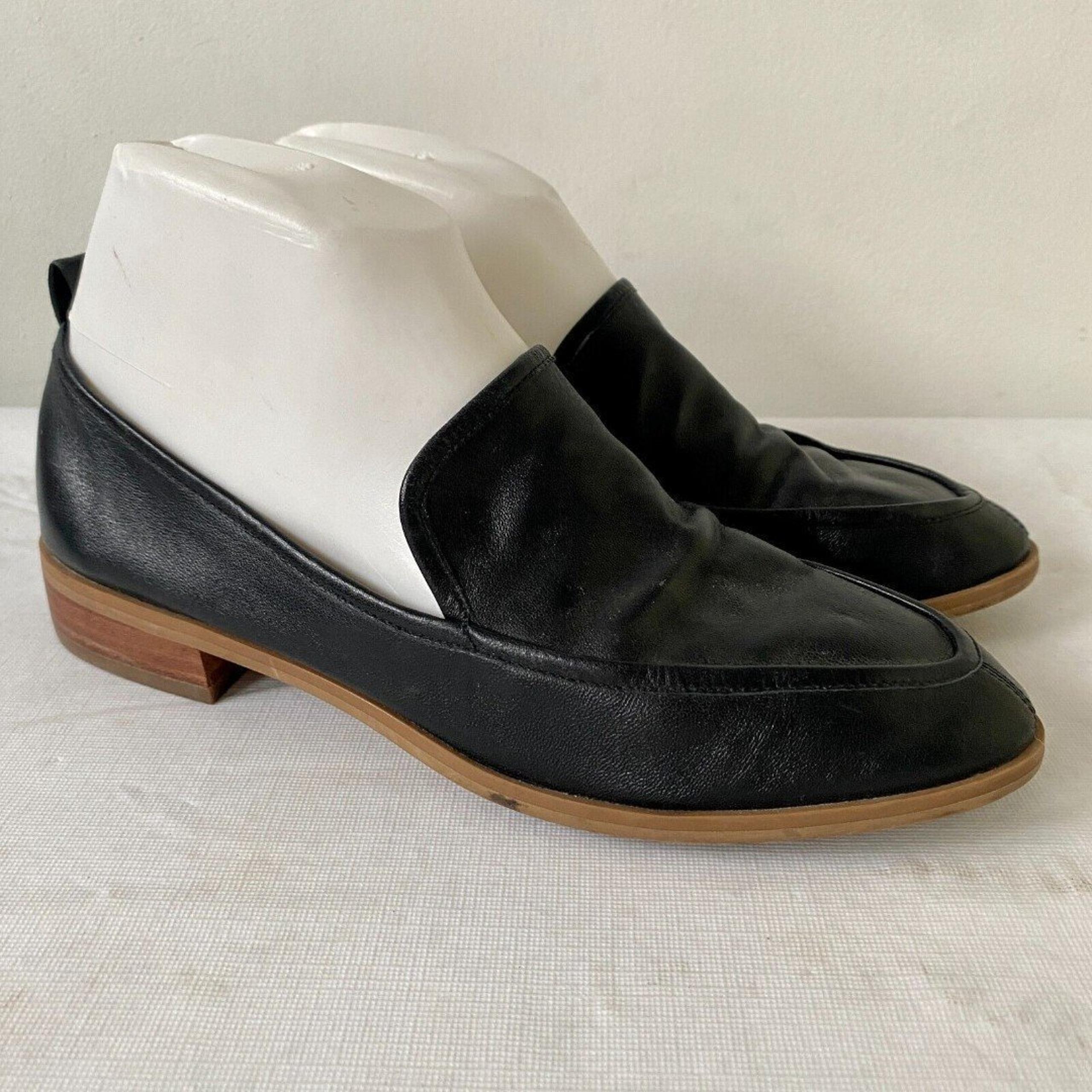 Susina Kellen Almond Toe Loafer Black Leather Womens Size 7