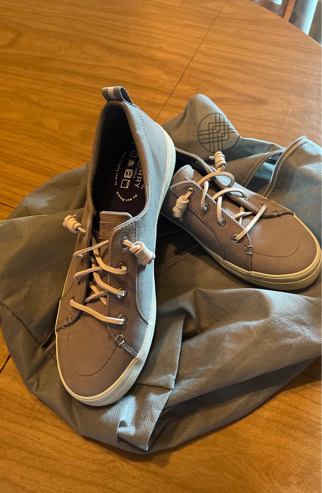shoes women size 8.5