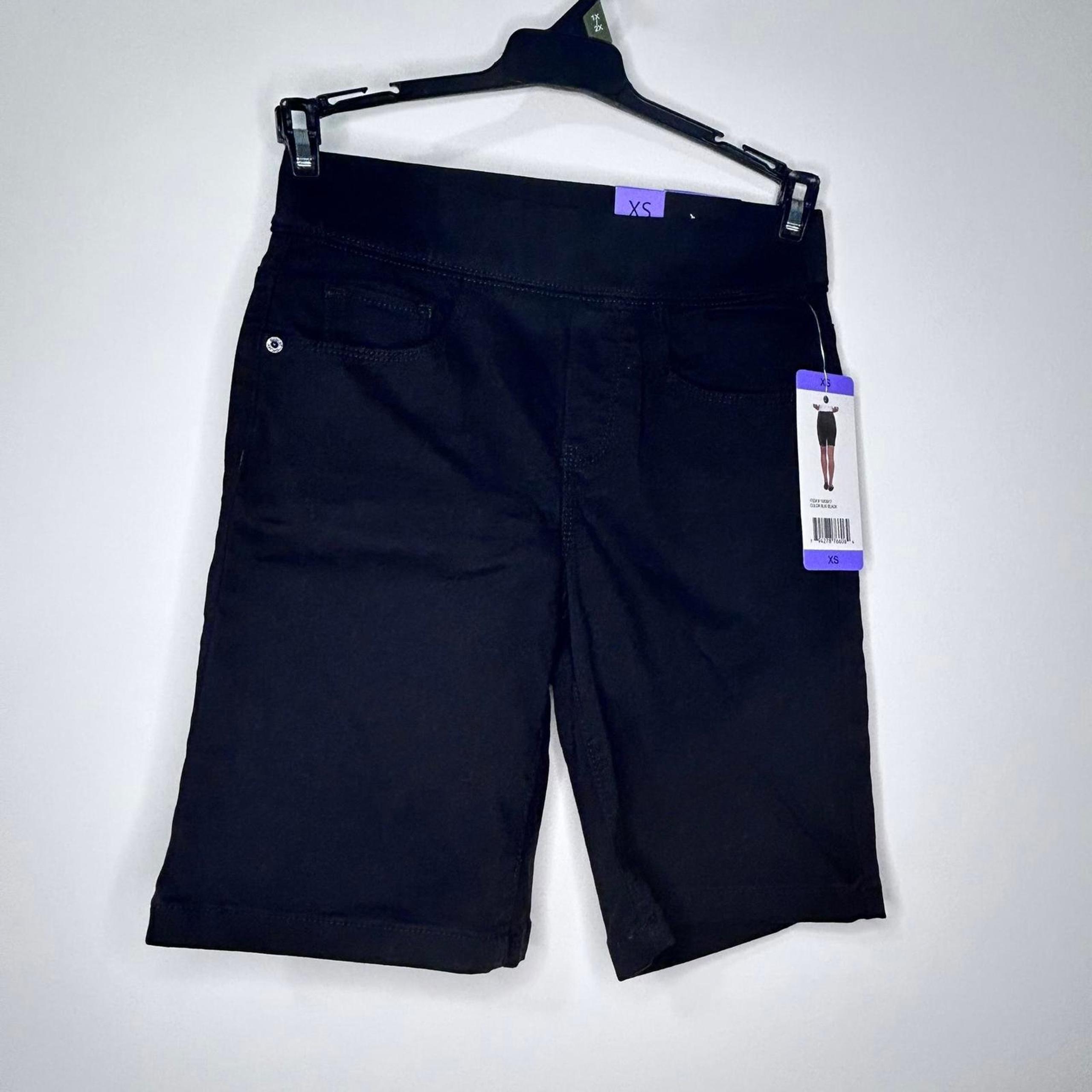 NWT DKNY Black Bermuda Shorts Women's size XS