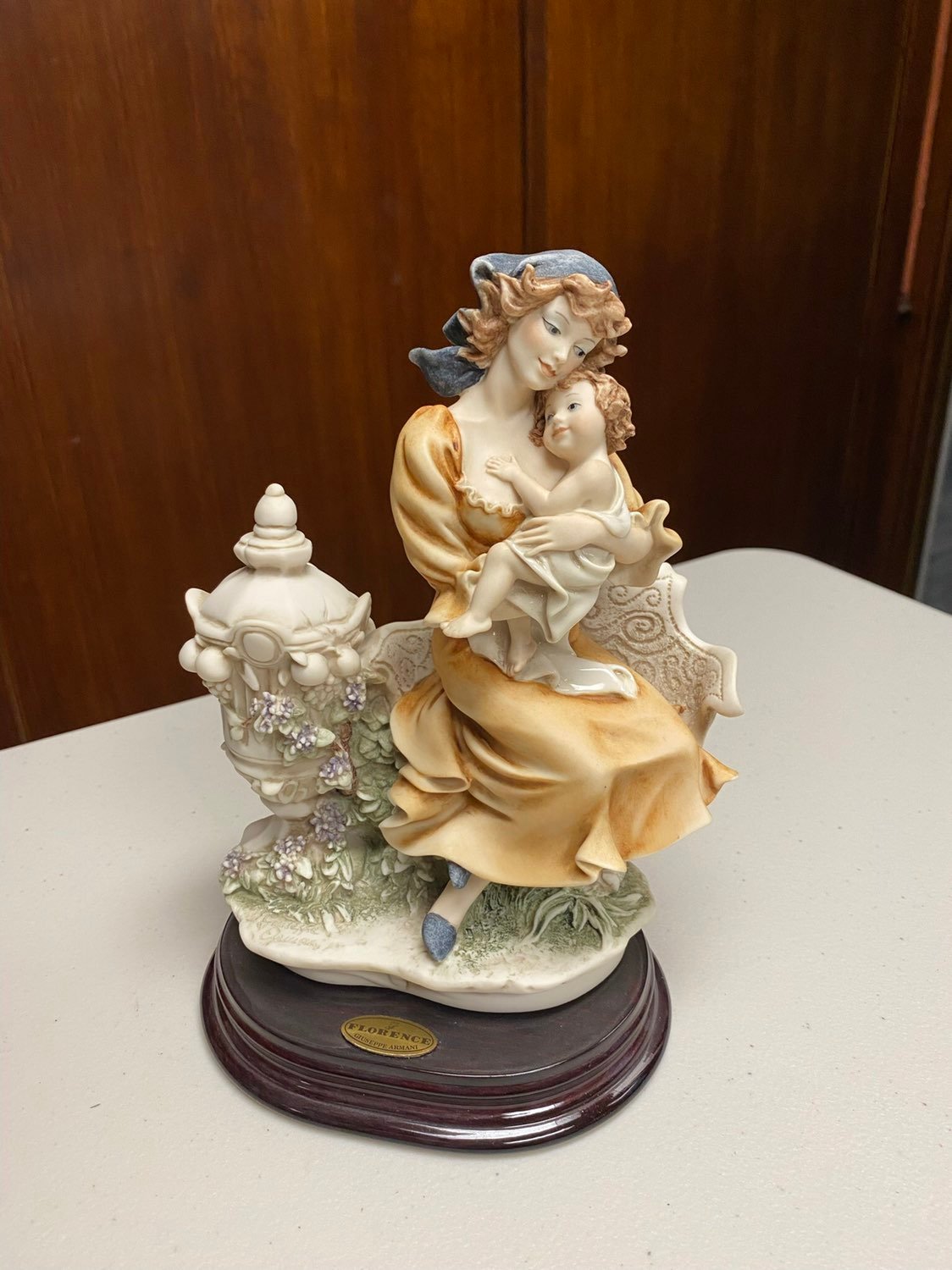 Florence Giuseppe Armani Vintage Garden Maternity Sculpture