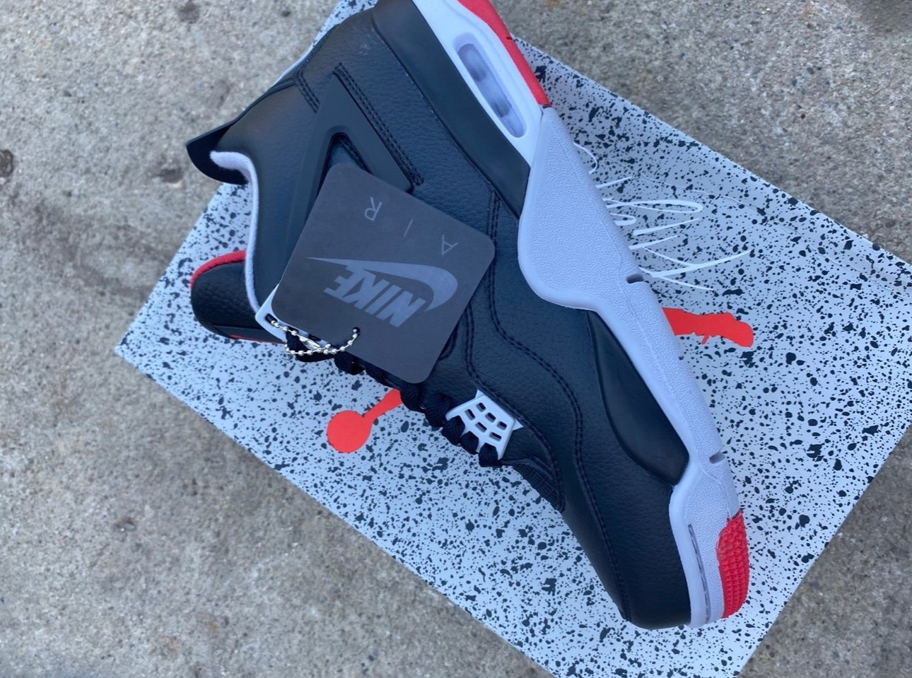 Jordan 4