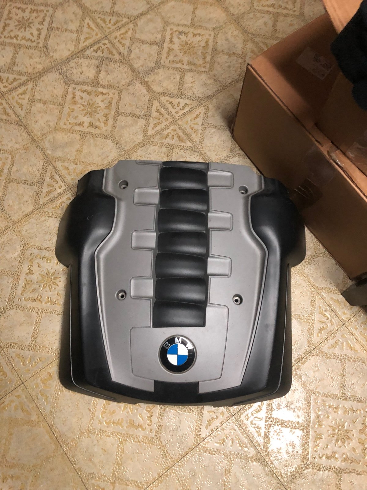 BMW 550i Engine Appearance Cover Panel OEM 2006-2010
