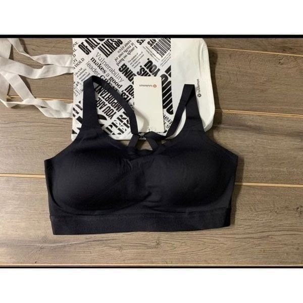 Lululemon Fine Form Bra 32D