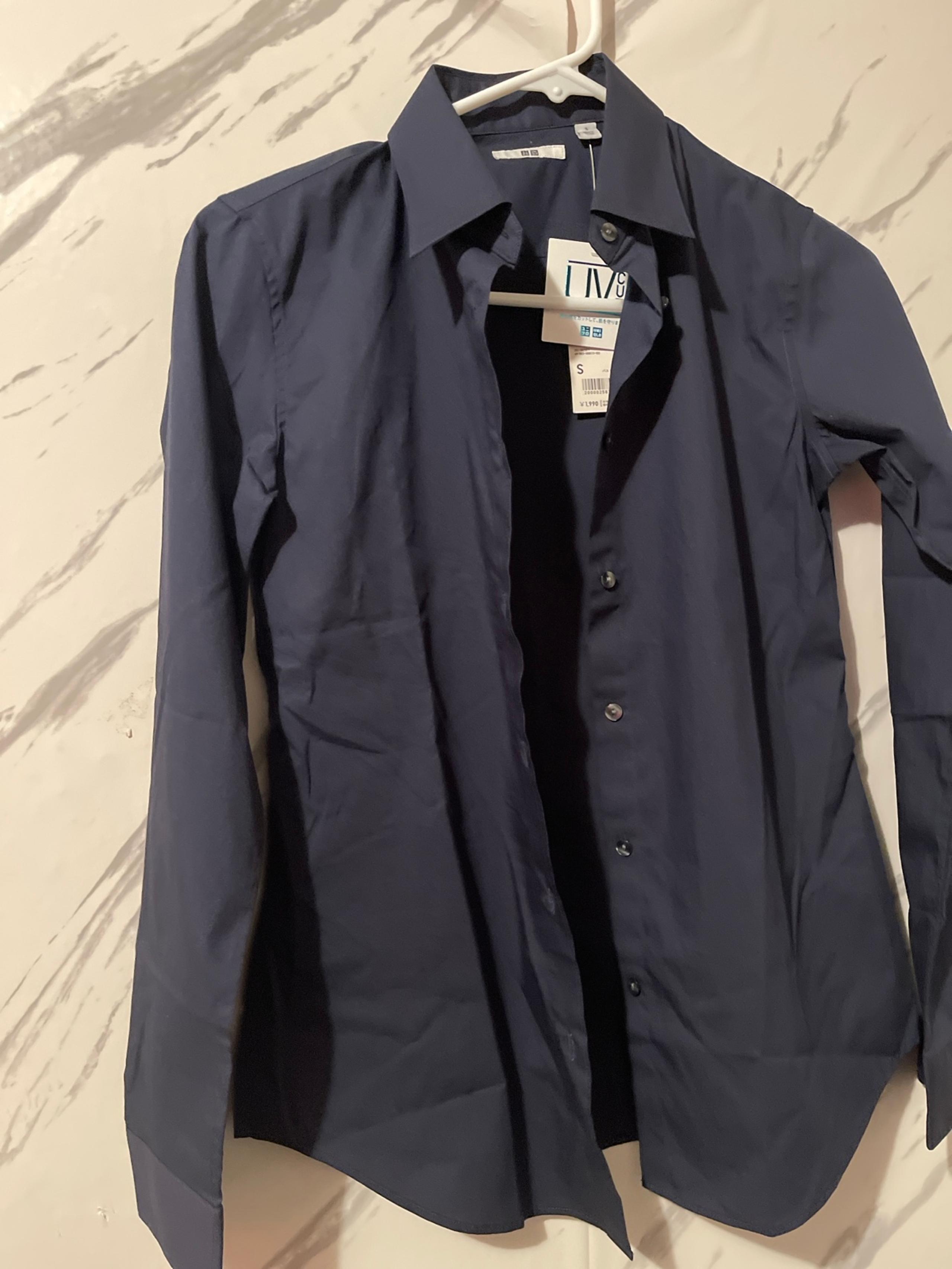uniqlo button down women shirt Small