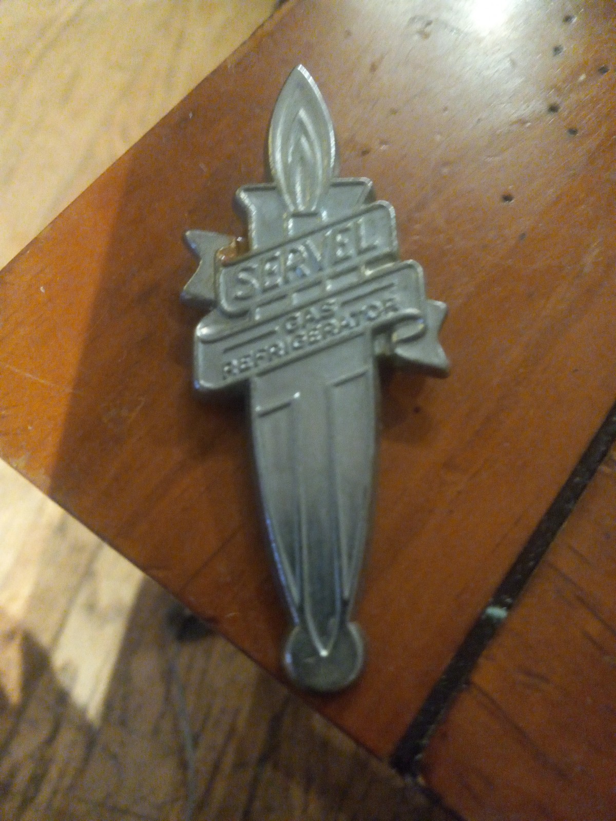 Servel gas refrigerator badge