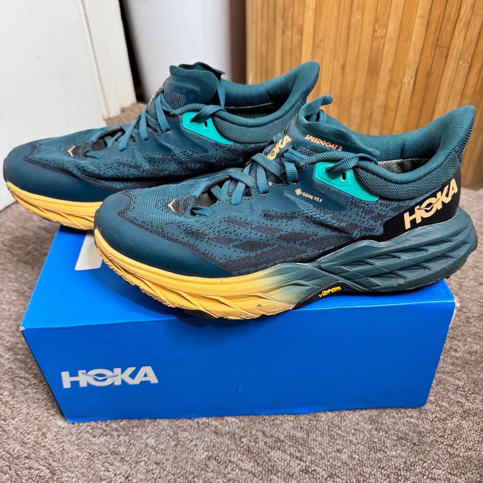 Hoka One One Speedgoat 5 GTX trail running shoes
