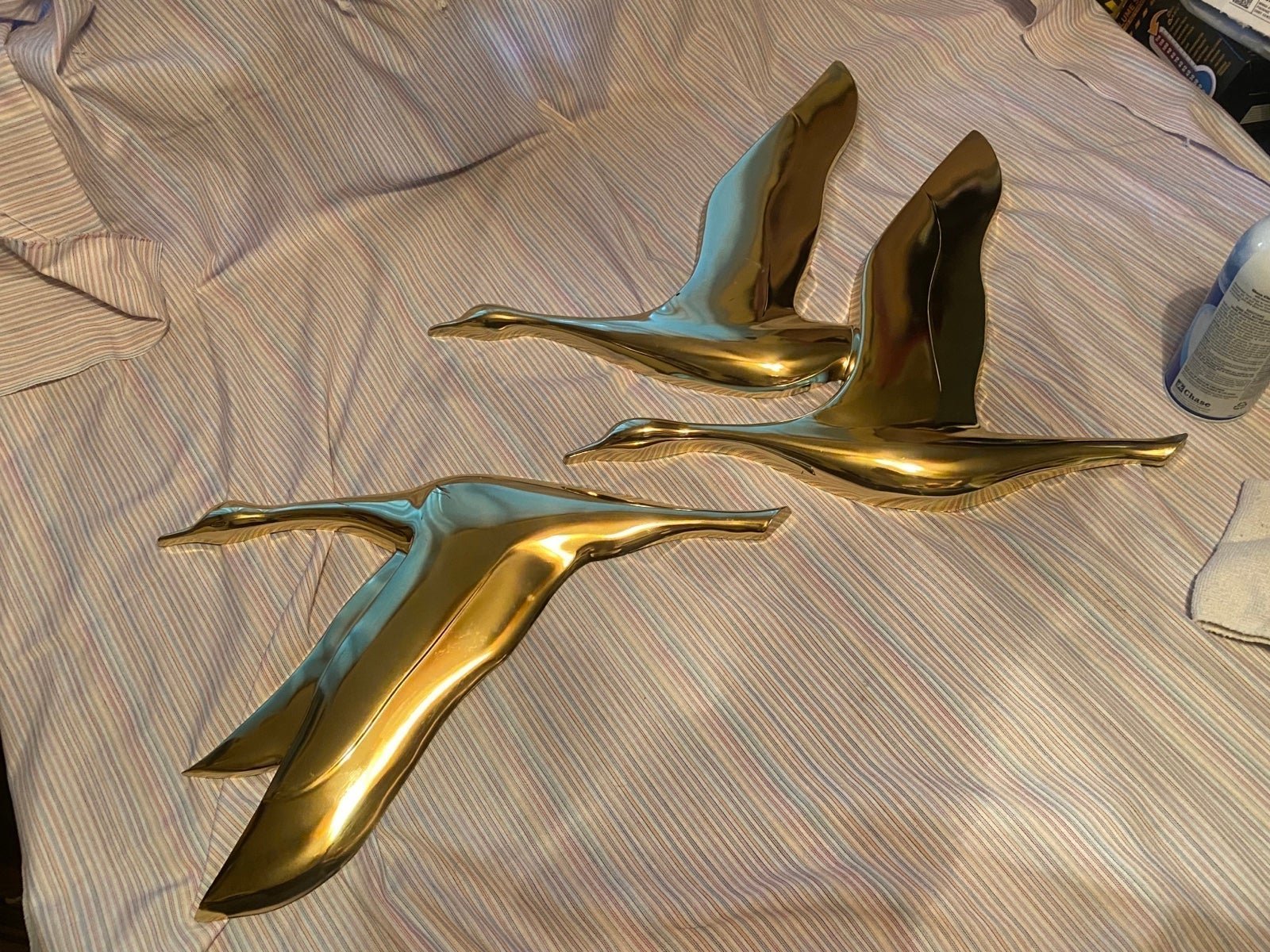 large Vintage Syroco Flying Geese Gold Tone Plastic Wall Art 1978