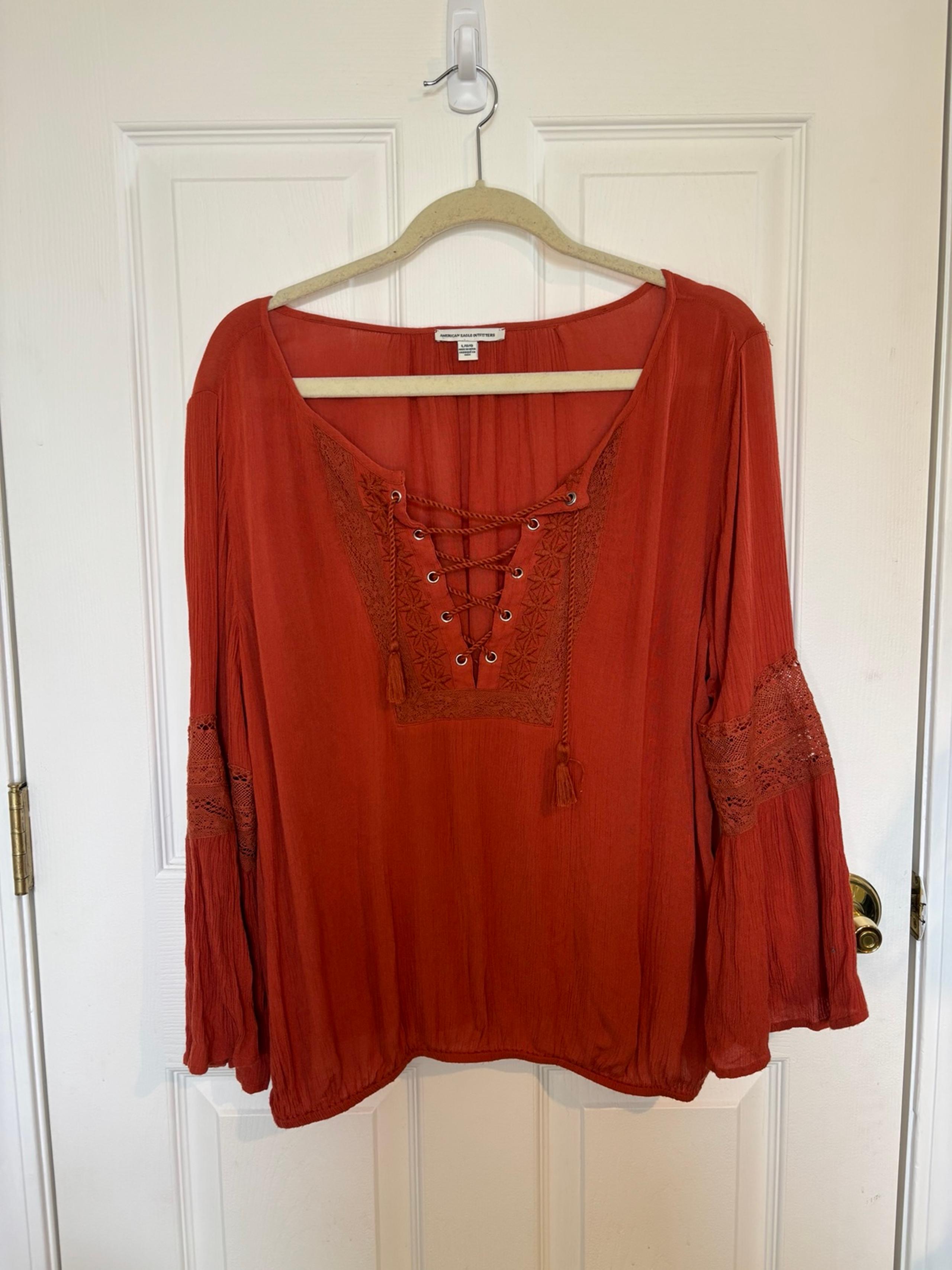 AMERICAN EAGLE Peasant Top Size Large Boho Lace Up Bell Sleeves Festival Indie