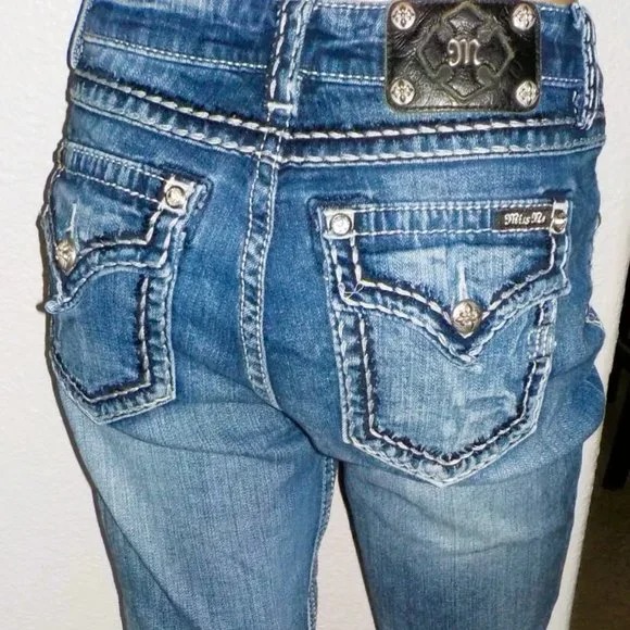 MISS ME WOMEN'S SIZE 29 MEDIUM WASH BOYFRIEND FIT CAPRI DENIM JEANS