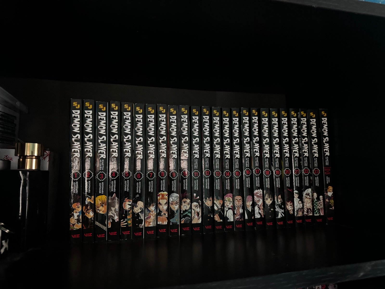 Demon Slayer 1-23, Stories of Water and Flame