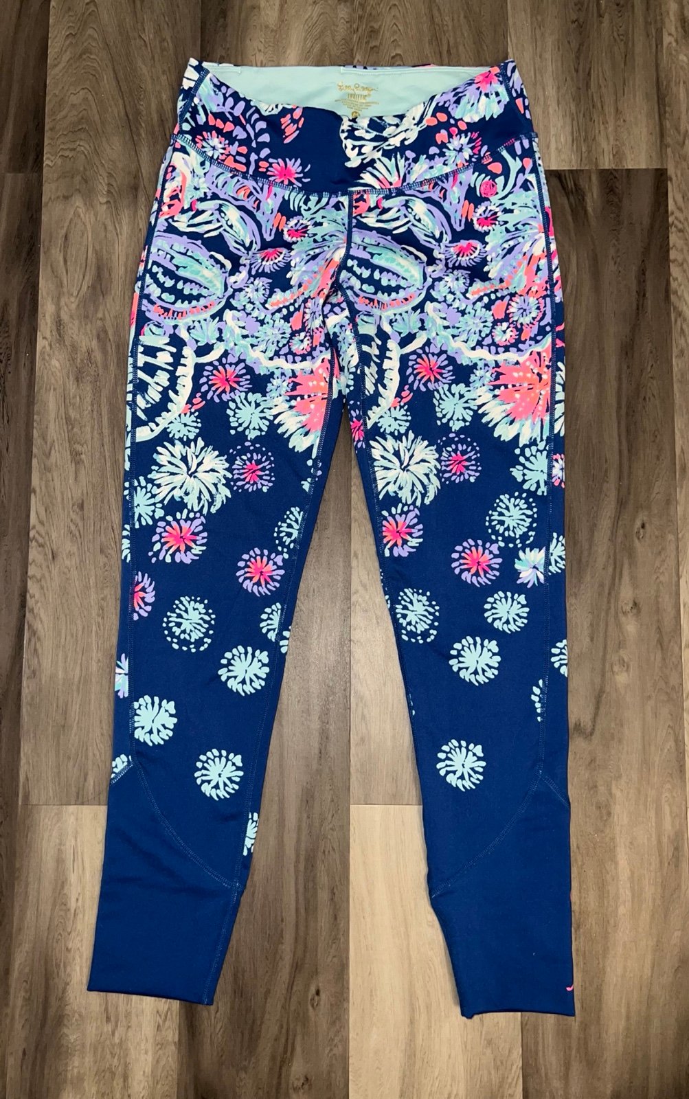 Lilly Pulitzer Maralyn Weekender Legging in Gypsea Girl