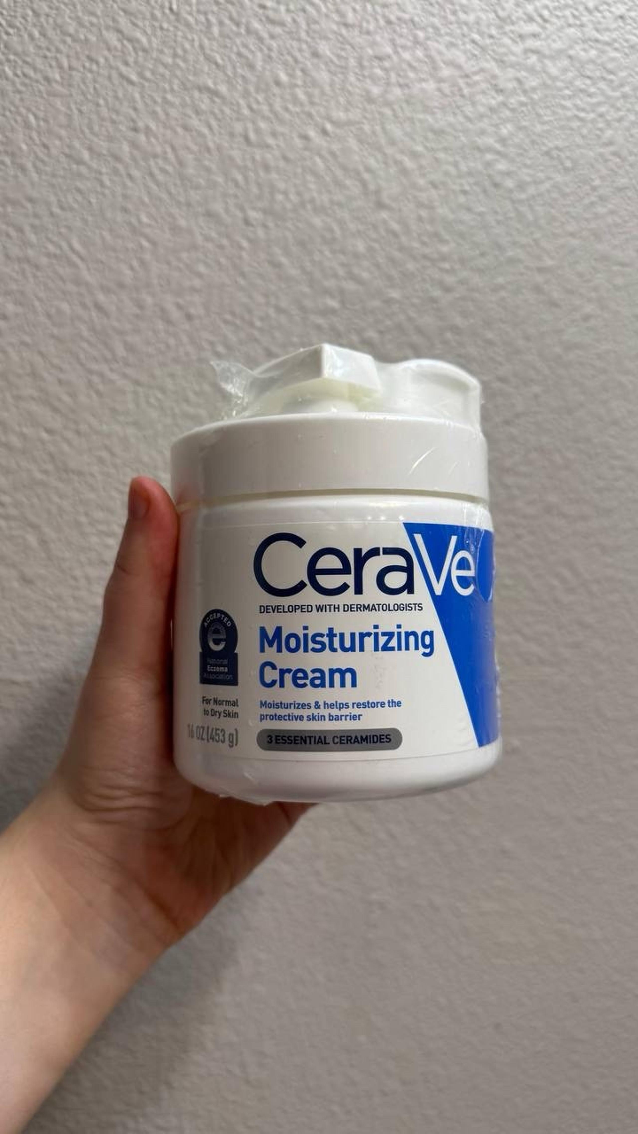 CeraVe moisturising cream for dry skin
