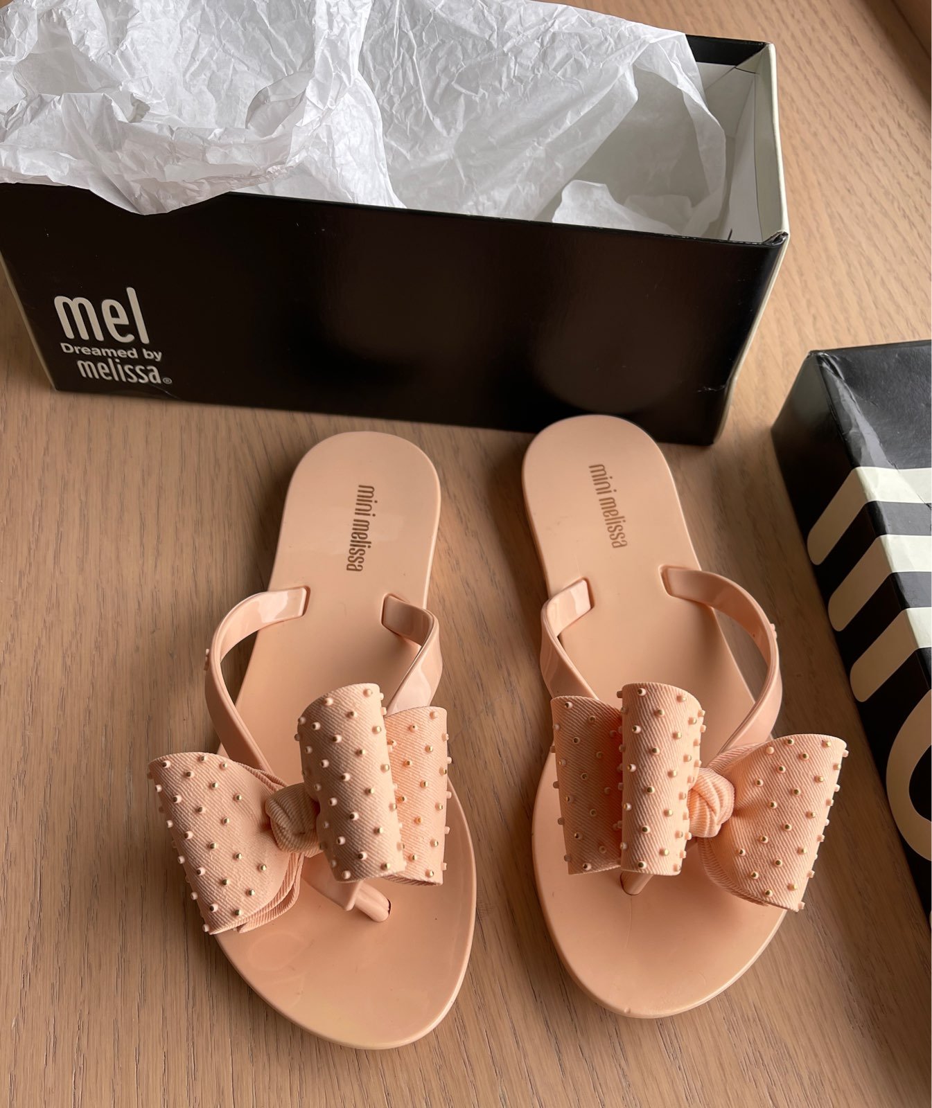 Mini melissa sandals