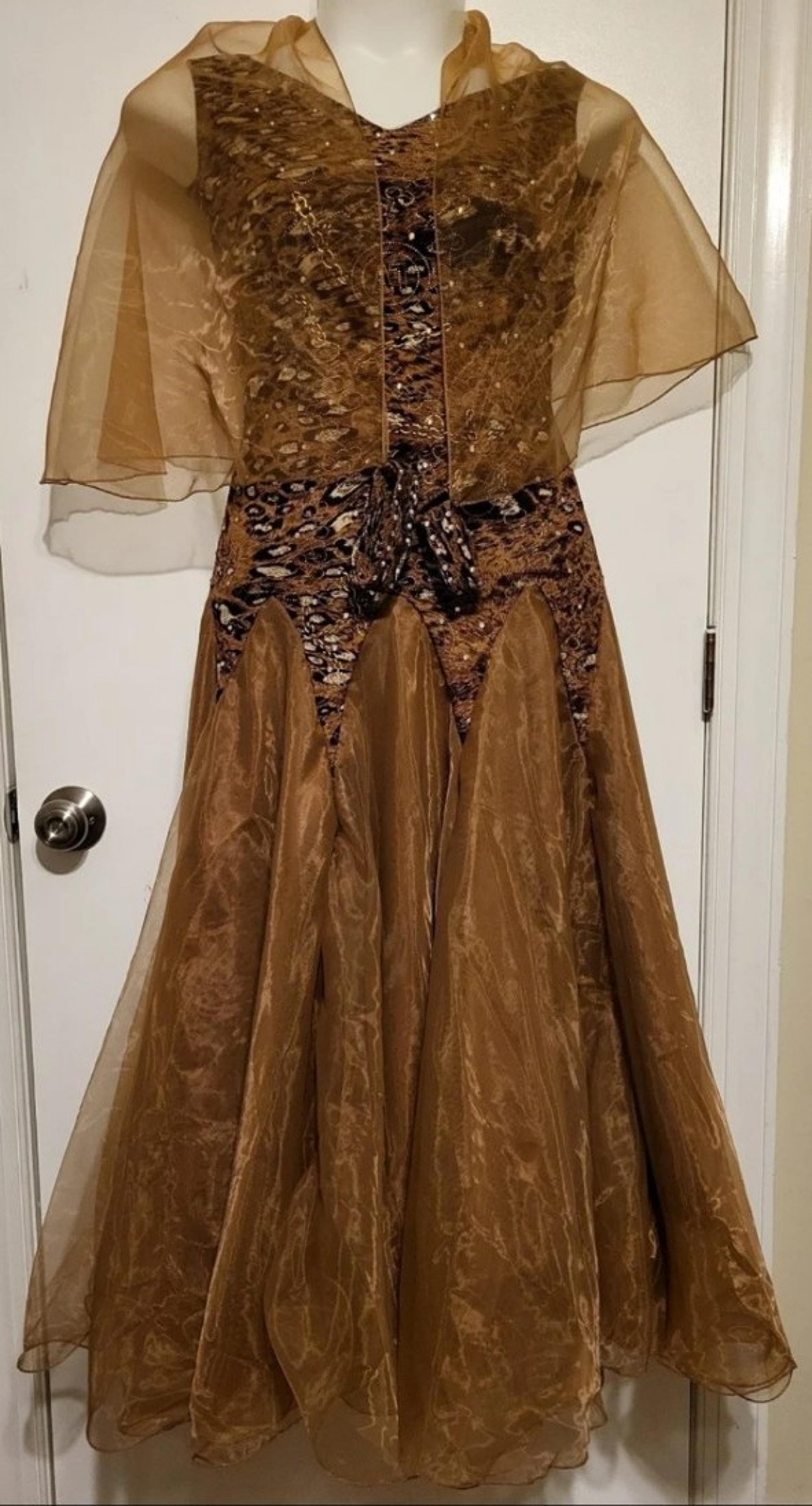NEW - FERE 8890 Fashion Gown (8)