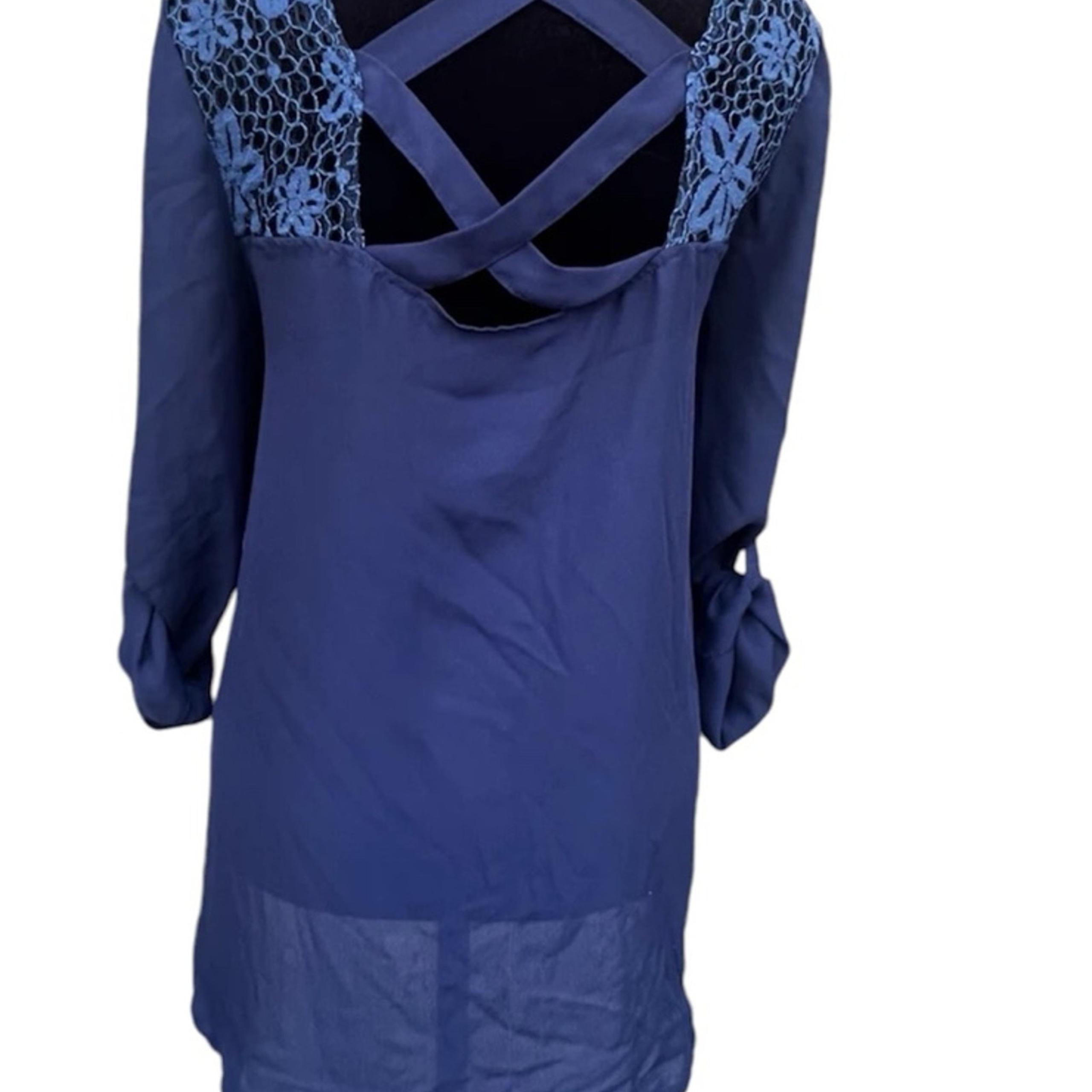 Ya Los Angles, women’s M sheer, long sleeve, button-down, crisscross, open back