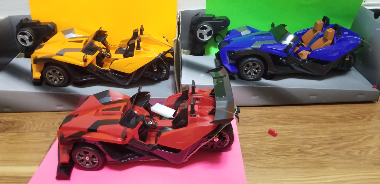 Polaris slingshot RC toy