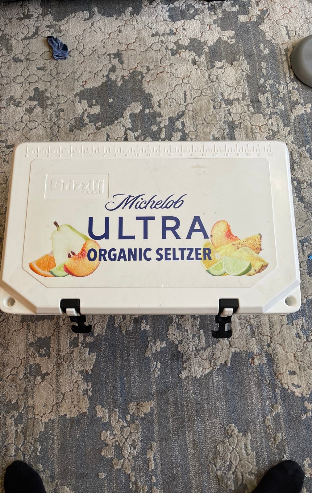 Yeti cooler