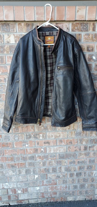 Leather bomber