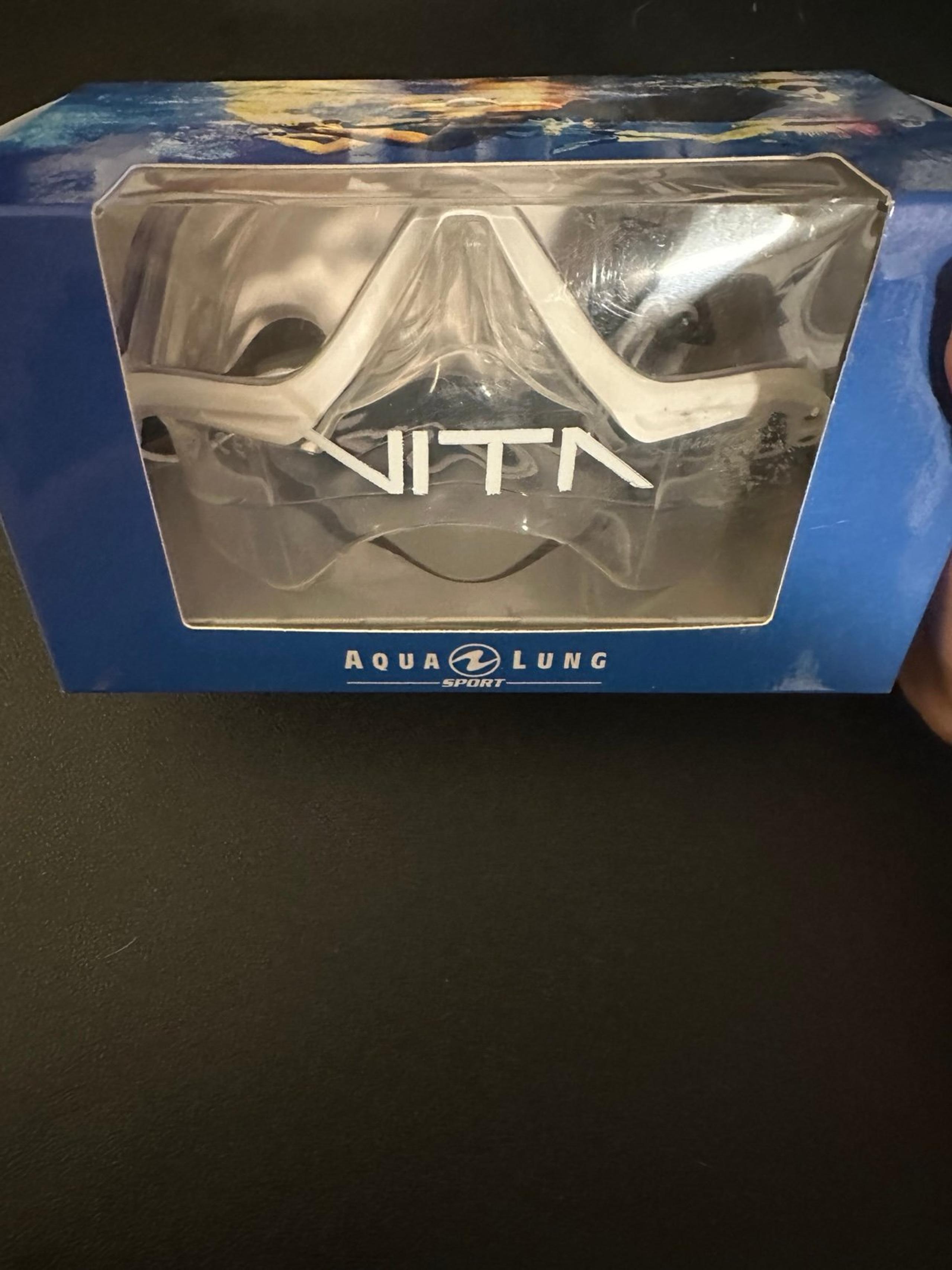 AquaLung Vita Clear/White Adult Diving Mask