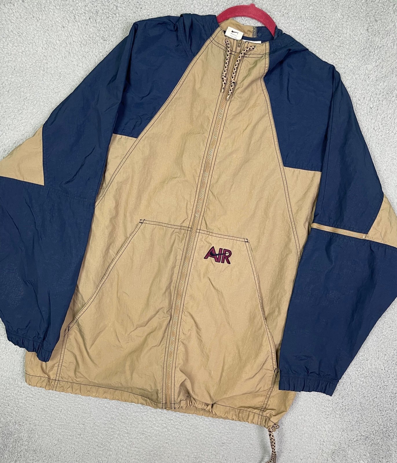 Vintage 90s Nike windbreaker jacket