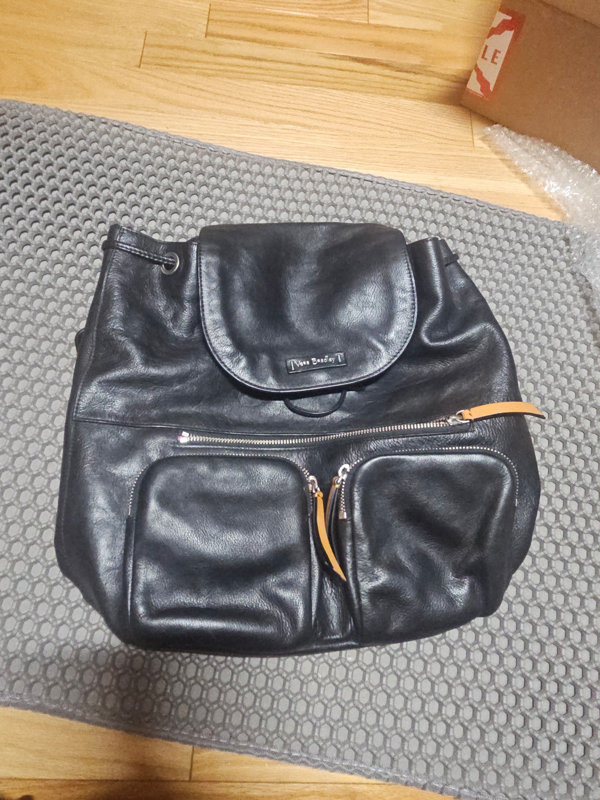 VERA BRADLEY Gallatin Genuine Leather Cargo Backpack like new