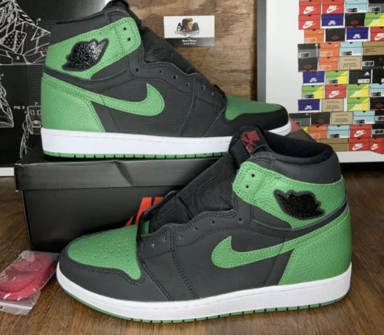 New with box Air Jordan 1 Pine Green 2.0 Size 11