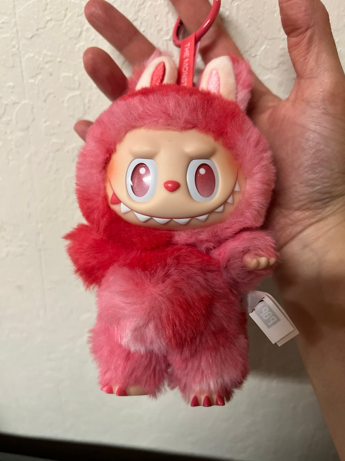 AUTHENTIC - BIG INTO ENERGY LABUBU (LOVE)