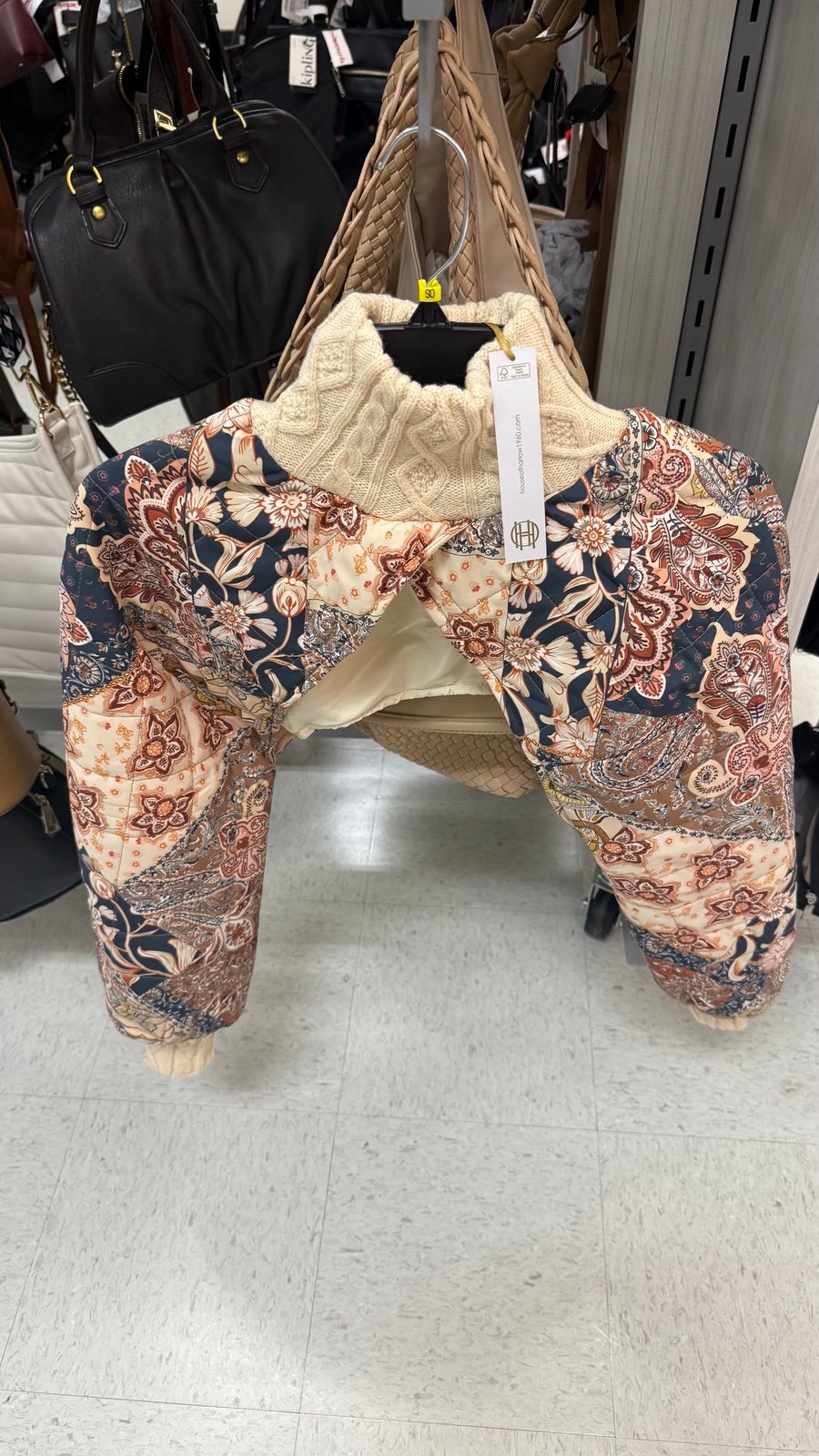 Viral House of Harlow quilted shrug