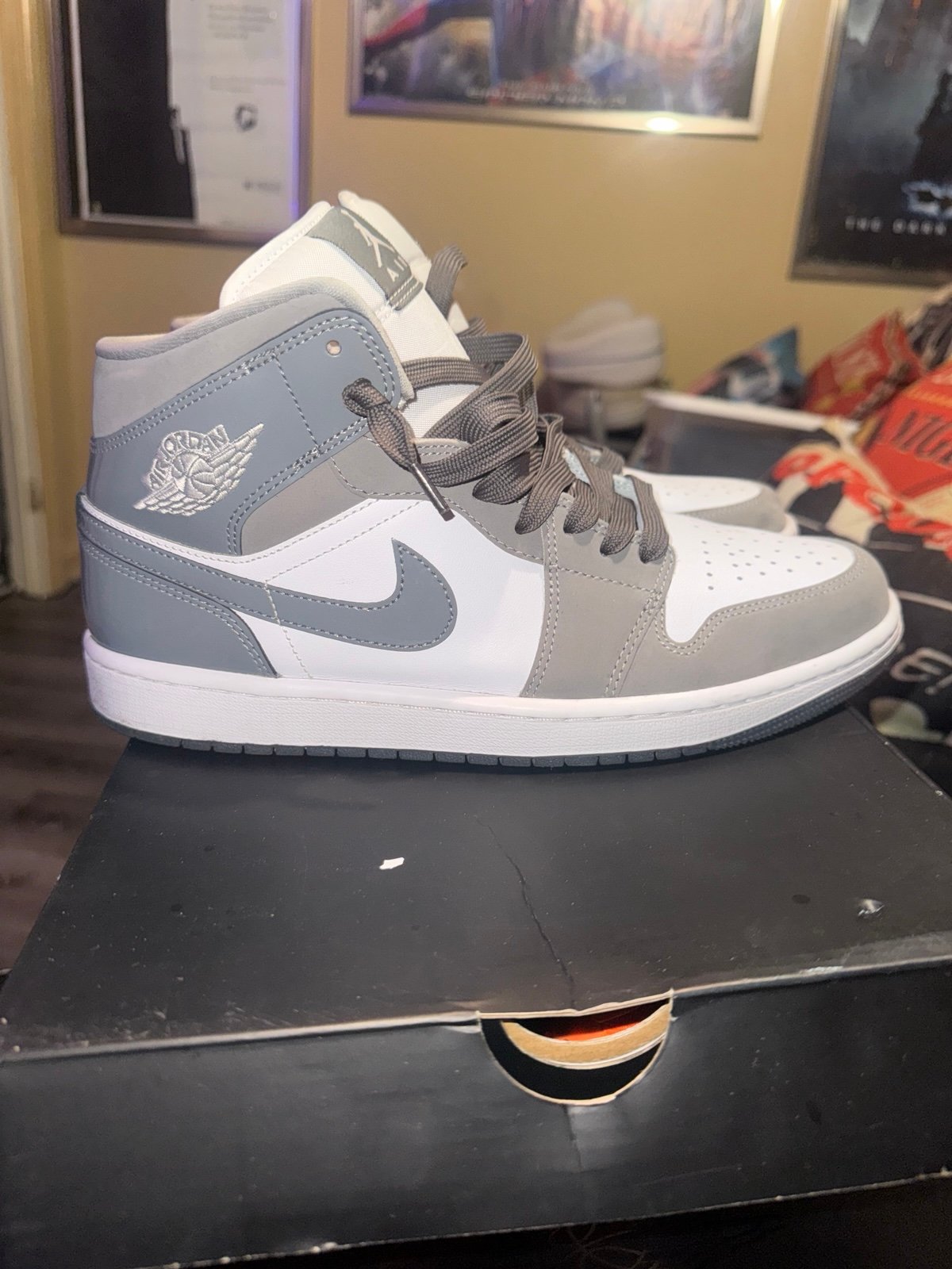 Jordan 1 retro size 9.5