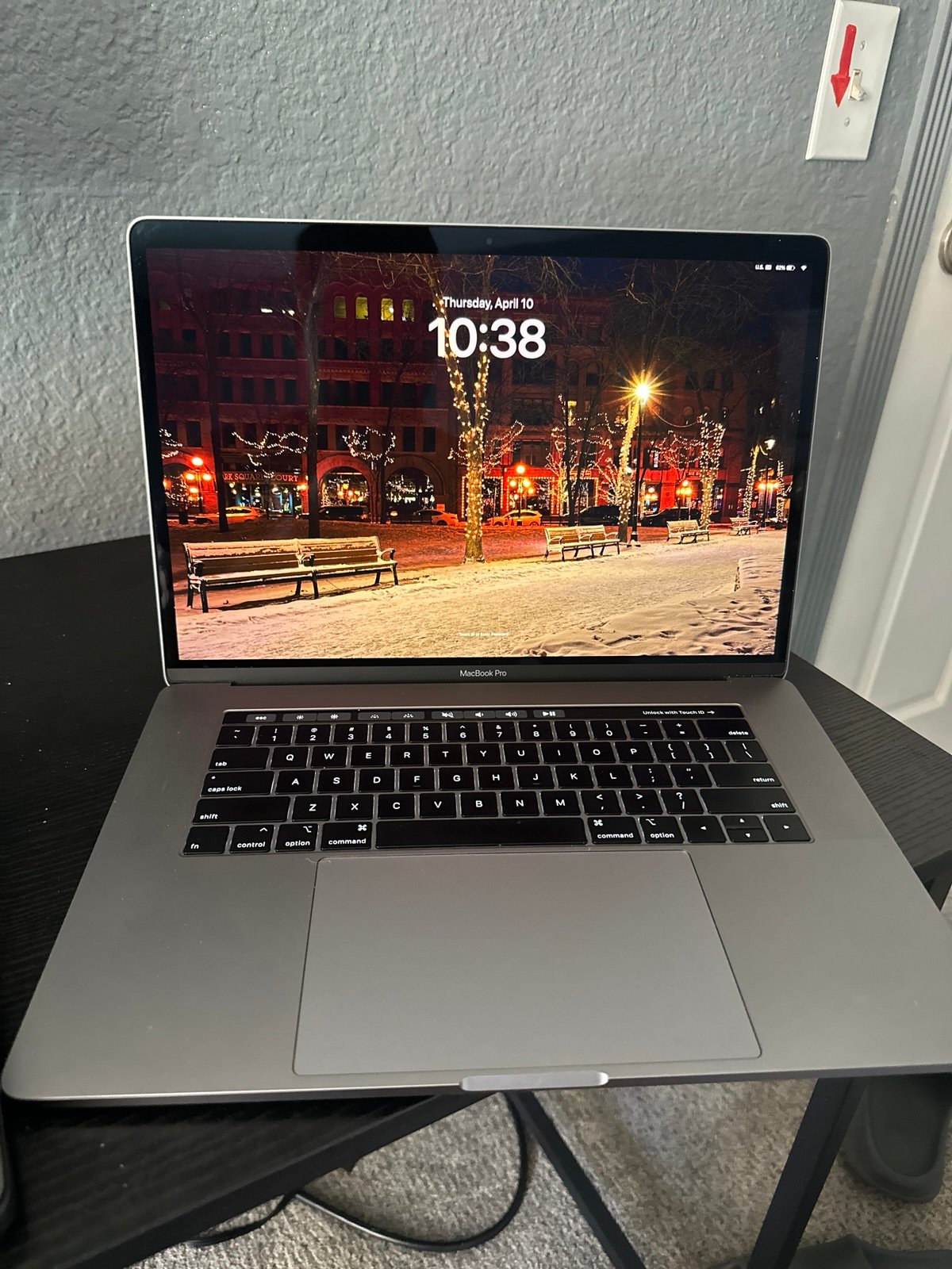 FOR PARTS MacBook Pro 2019 15.4 inch i9