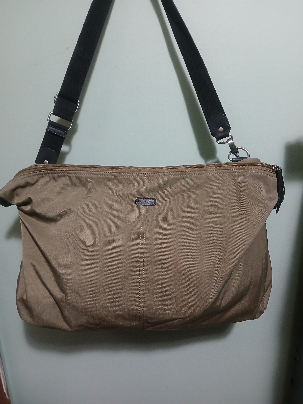 EUC Ellington Travel Duffle Bag