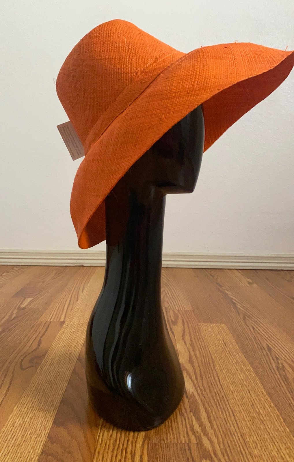 Brimmed sun straw hat