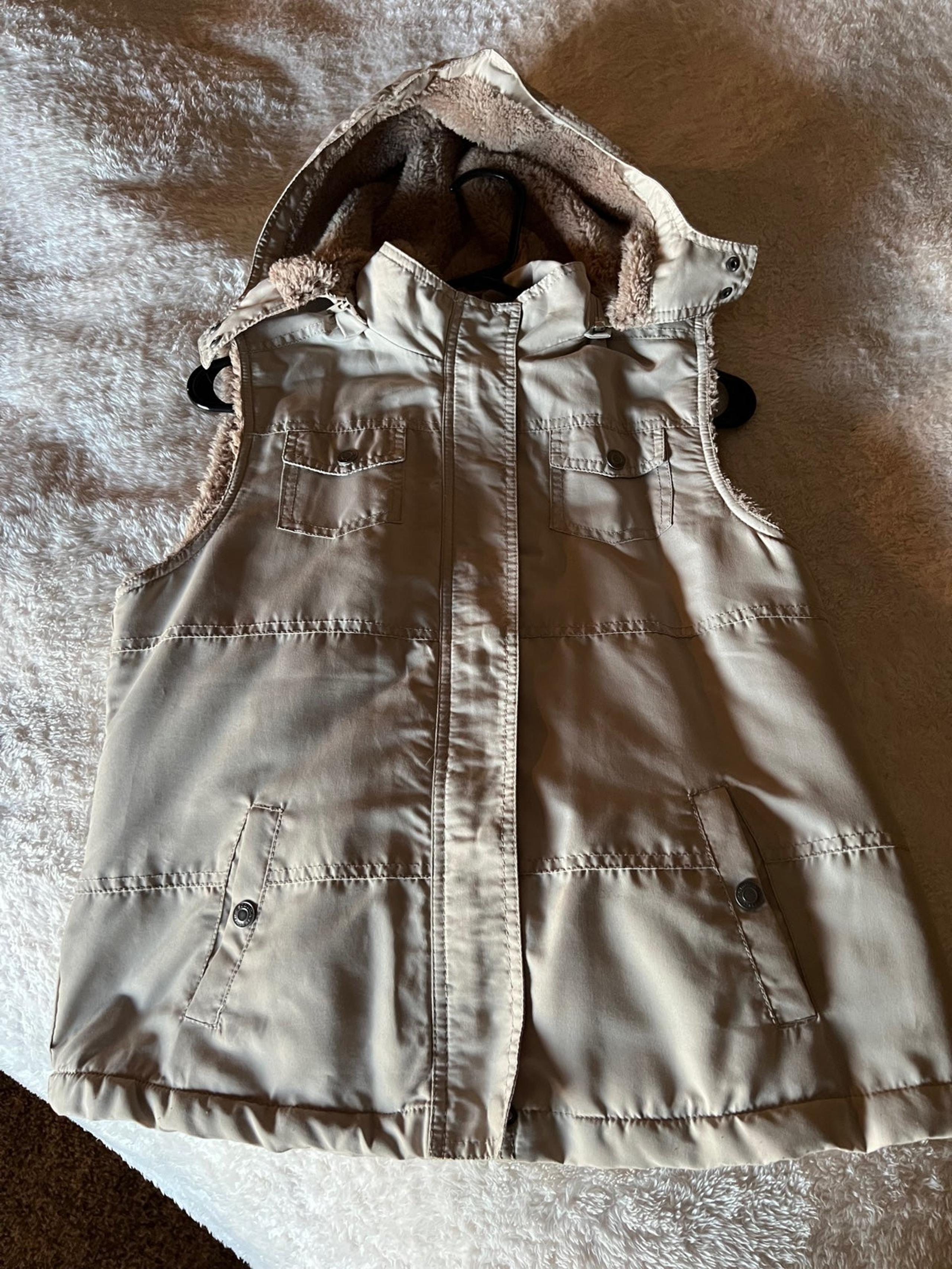 Sonoma Women Vest