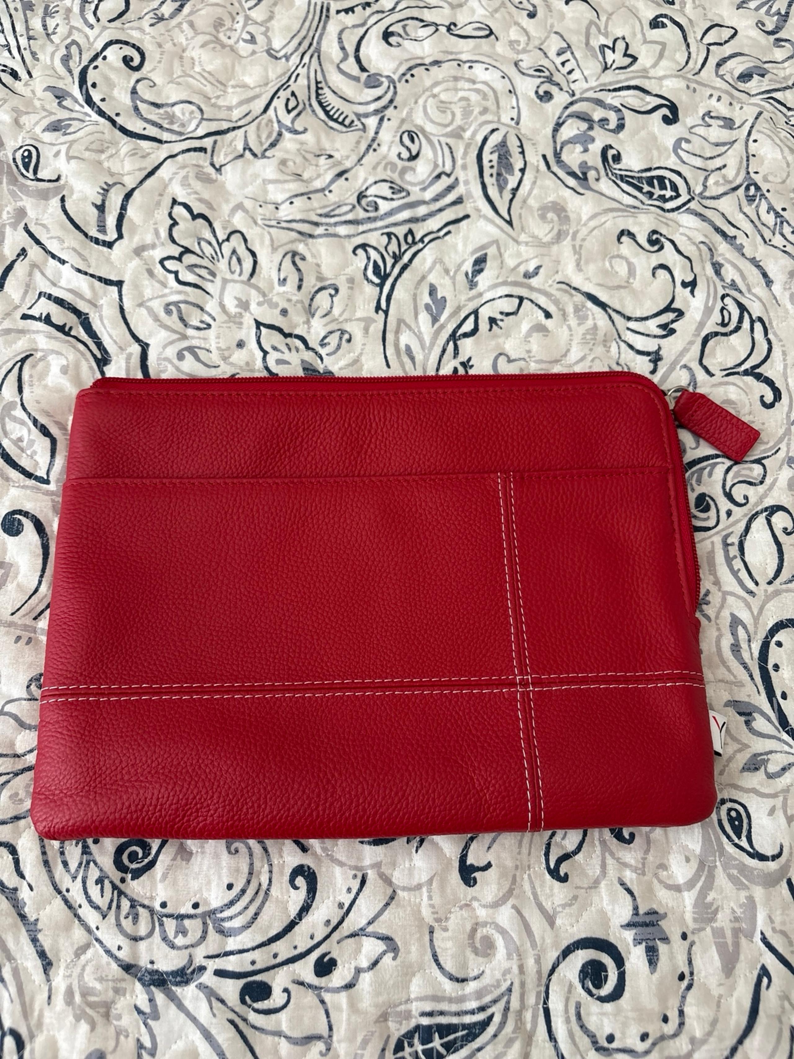 Y red clutch purse